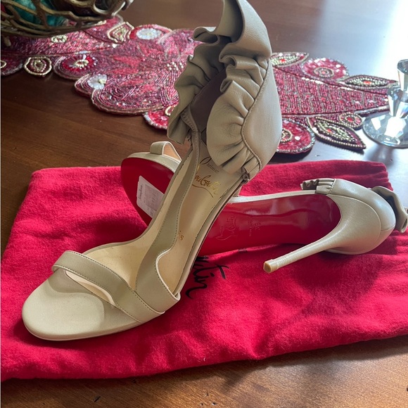 Christian Louboutin Cream Ruffle Heels - Picture 1 of 1